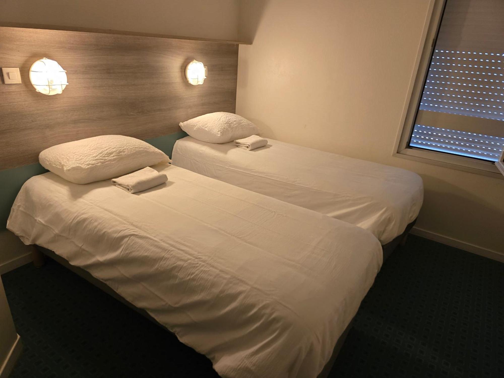 Brit Hotel Essentiel Poitiers Gare Du Futuroscope جوانيه - كلان المظهر الخارجي الصورة